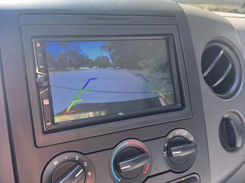 Used 2006 Ford F150 STX image 18