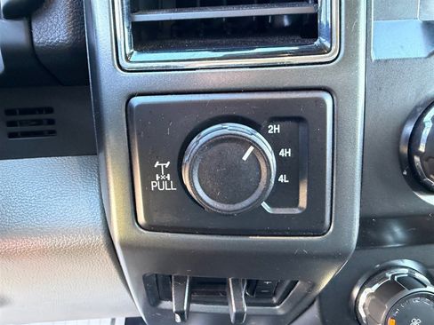 Used 2022 Ford F350 XLT w/ XLT Premium Package image 30