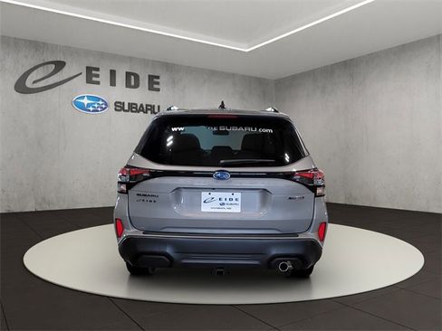 Used 2025 Subaru Forester Touring image 6