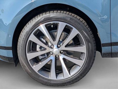 Certified 2026 Land Rover Range Rover Evoque Dynamic SE AWD/4WD image 27