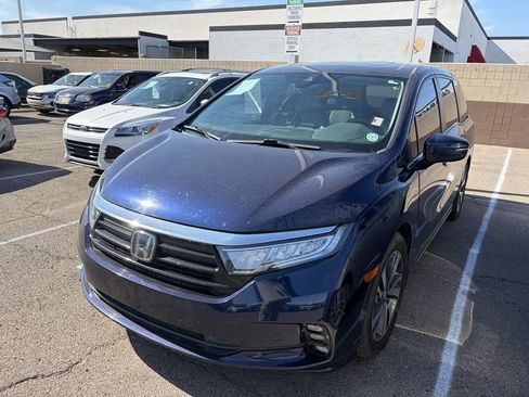 Used 2023 Honda Odyssey Touring image 4