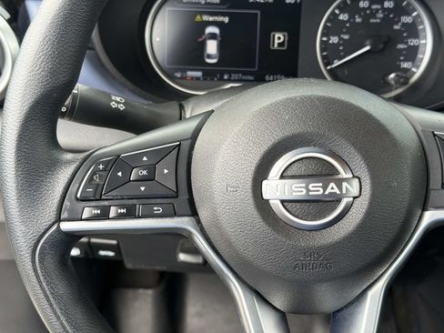 Used 2023 Nissan Versa SV w/ Trunk Package FWD image 23