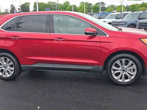 Certified 2020 Ford Edge Titanium w/ Equipment Group 301A AWD/4WD image 2