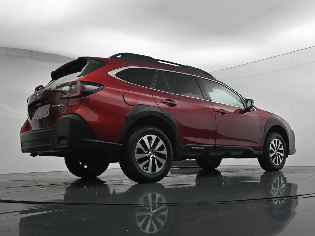 Used 2024 Subaru Outback Premium AWD/4WD image 37