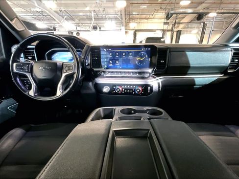 Used 2022 Chevrolet Silverado 1500 LT Trail Boss image 21