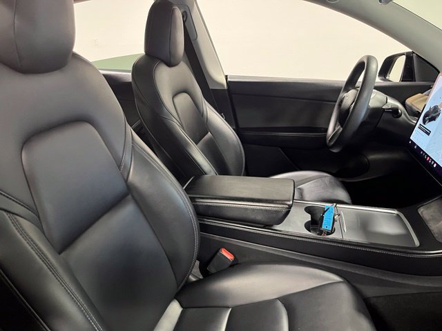 Used 2021 Tesla Model Y Long Range AWD/4WD image 11