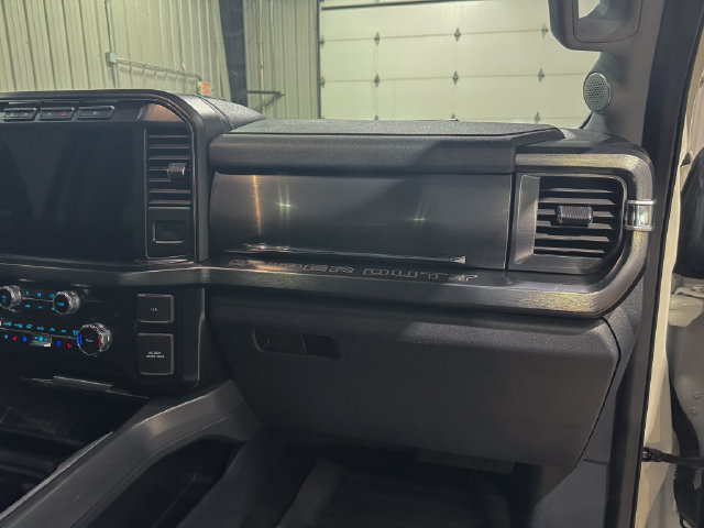 Used 2024 Ford F250 Lariat w/ Lariat Ultimate Package AWD/4WD image 28