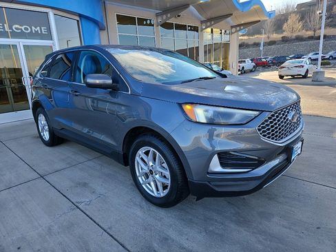 Used 2024 Ford Edge SEL image 3