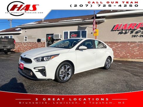 Used 2020 Kia Forte LXS image 2