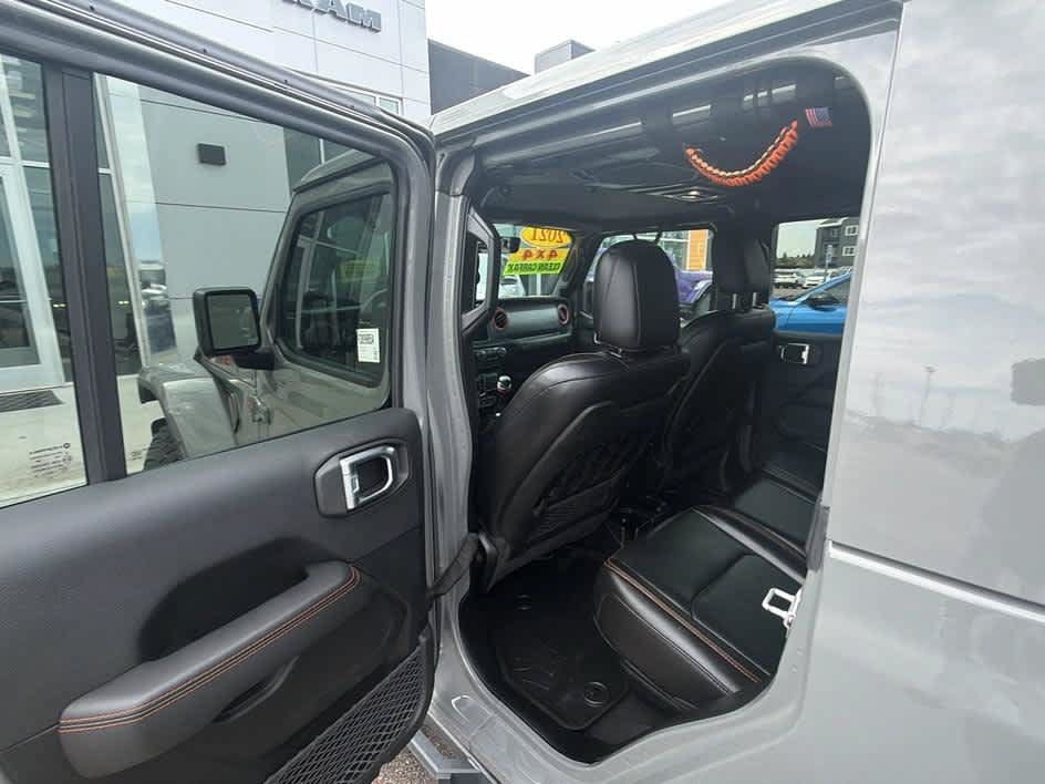 Used 2021 Jeep Gladiator Mojave AWD/4WD image 20