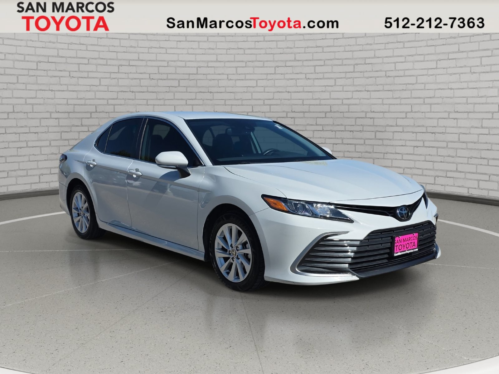 Used 2024 Toyota Camry LE w/ Convenience Package FWD image 3