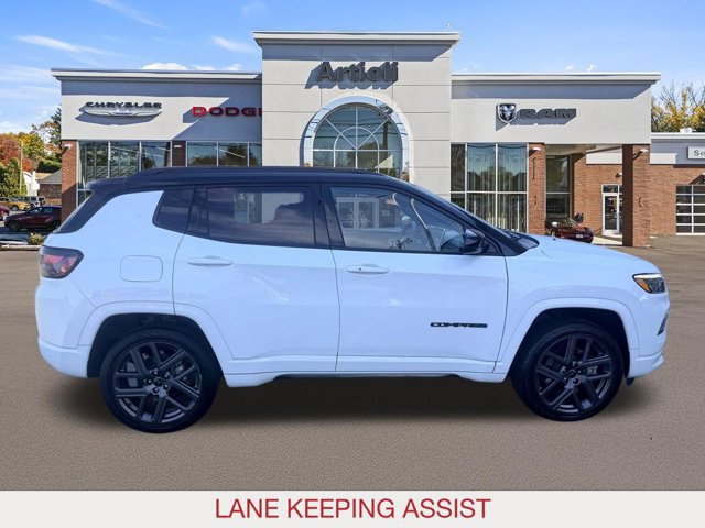 Certified 2025 Jeep Compass Limited w/ High Altitude Package AWD/4WD image 6