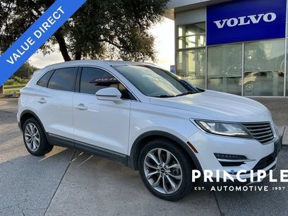 Used 2017 Lincoln MKC Select w/ Lincoln MKC Climate Package