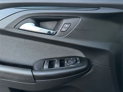 Used 2021 Chevrolet TrailBlazer LS image 11