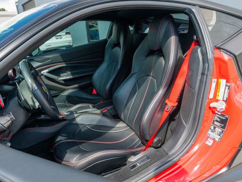 Used 2021 Ferrari F8 Tributo image 10