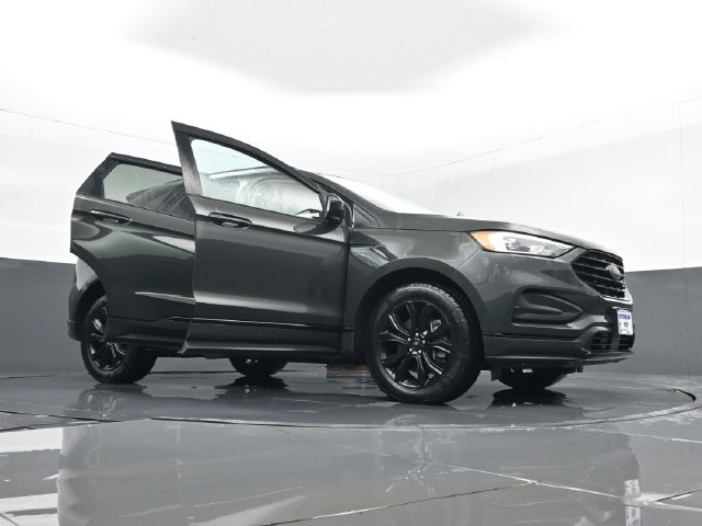 Used 2022 Ford Edge SE w/ Black Appearance Package AWD/4WD image 29