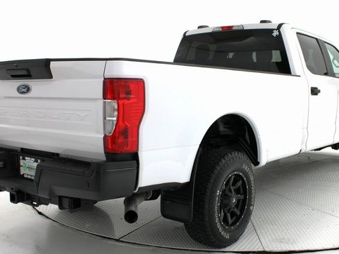 Used 2022 Ford F350 XL w/ Power Equipment Group image 6
