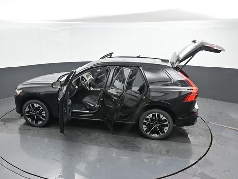 New 2026 Volvo XC60 B5 Plus w/ Protection Package Premier AWD/4WD image 49