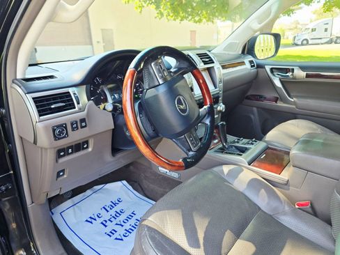 Used 2011 Lexus GX 460 Premium image 15