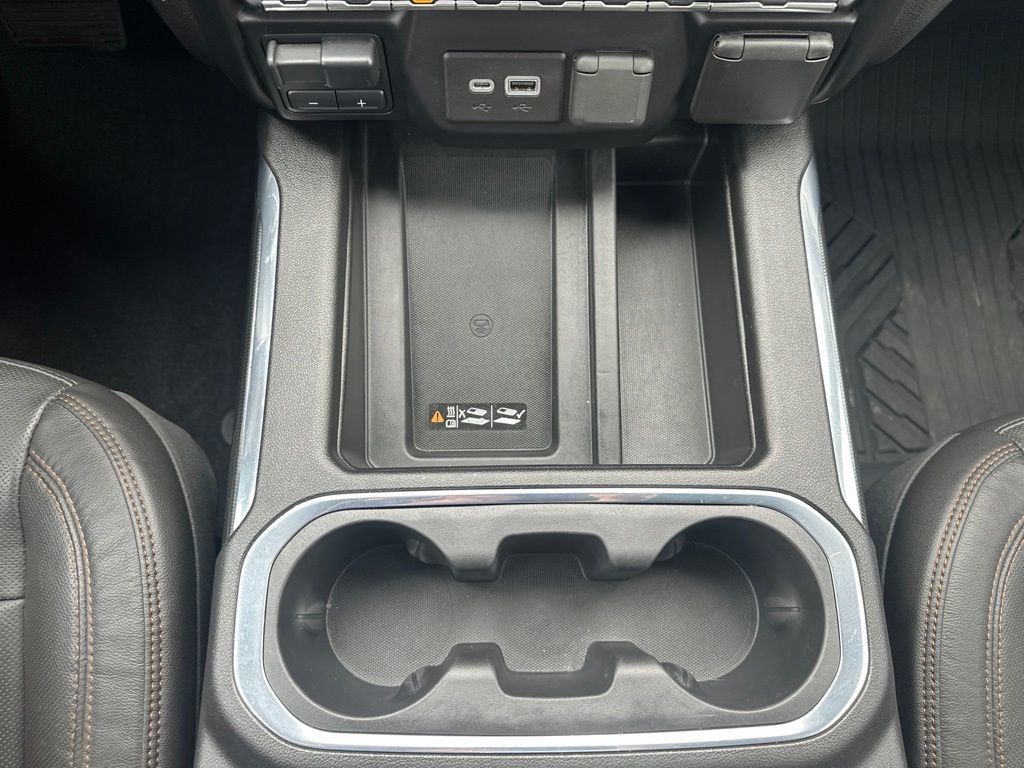 Certified 2020 GMC Sierra 2500 AT4 w/ AT4 Premium Package AWD/4WD image 6