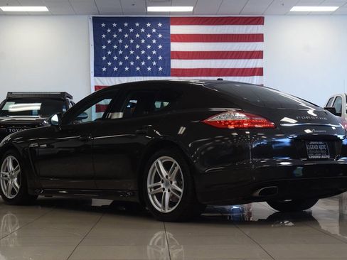 Used 2012 Porsche Panamera 4 image 21