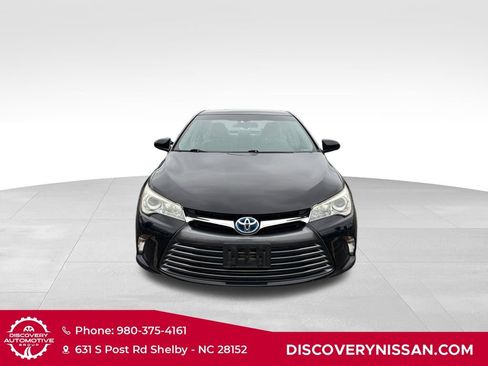 Used 2017 Toyota Camry LE FWD image 5