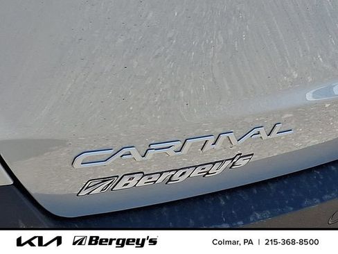 New 2026 Kia Carnival EX FWD image 22
