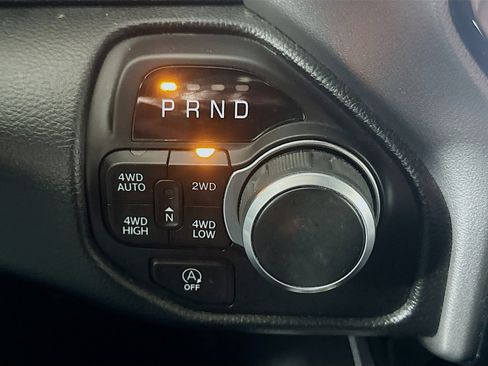 Used 2023 RAM 1500 Big Horn image 24