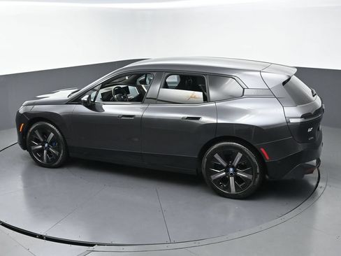 Used 2024 BMW iX xDrive50 w/ Premium Package AWD/4WD image 39