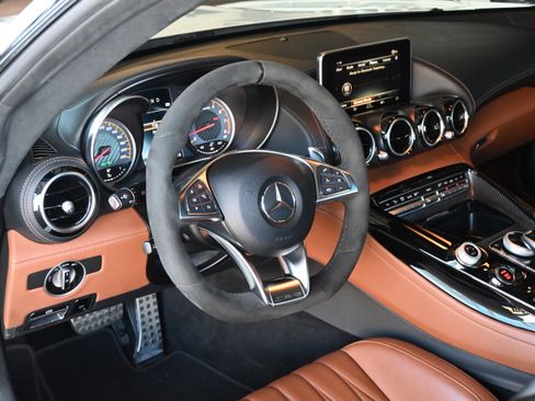 Used 2016 Mercedes-Benz AMG GT S image 30