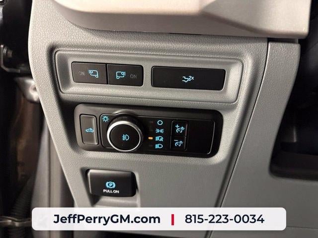 Used 2023 Ford F150 4x4 SuperCrew image 14
