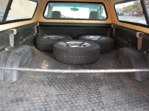 Used 2003 Chevrolet Silverado 1500 W/T image 8