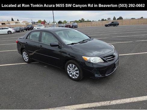 Used 2013 Toyota Corolla LE FWD image 1