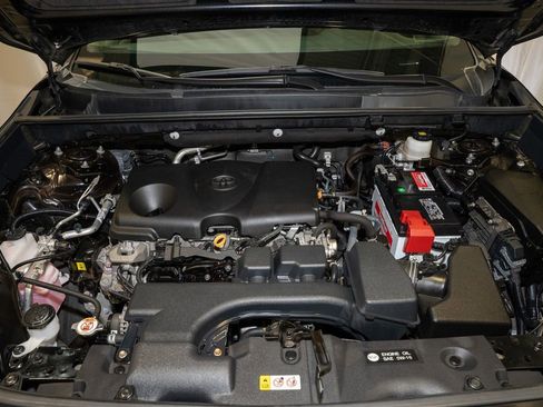 Certified 2024 Toyota RAV4 XLE image 17