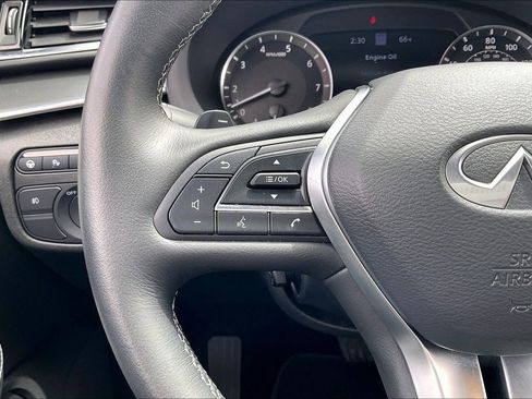 Used 2025 INFINITI QX55 Essential AWD/4WD image 17