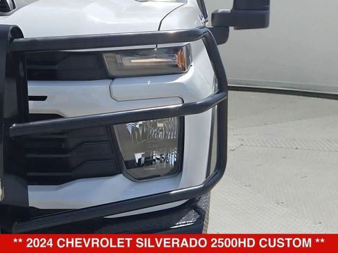Used 2024 Chevrolet Silverado 2500 Custom w/ Custom Value Package AWD/4WD image 11