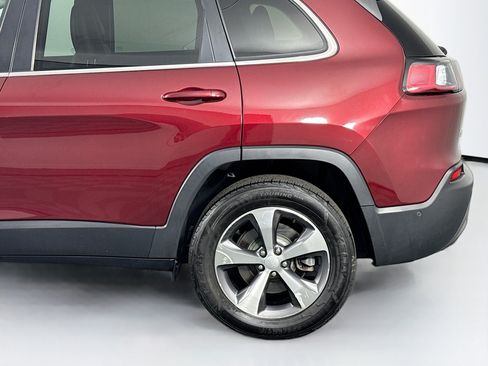 Used 2021 Jeep Cherokee Limited AWD/4WD image 41