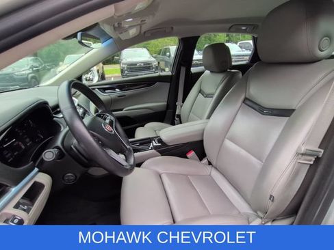 Used 2014 Cadillac XTS Luxury FWD image 19