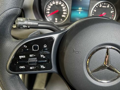 Used 2024 Mercedes-Benz Sprinter 2500 image 25