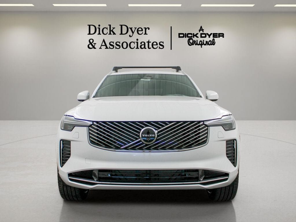 New 2026 Volvo XC90 B5 Ultra w/ Protection Package Premier AWD/4WD image 9