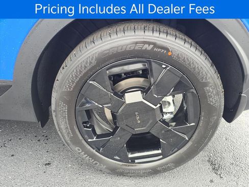 New 2026 Kia Sportage X-Line w/ X-Line Premium Package AWD/4WD image 11