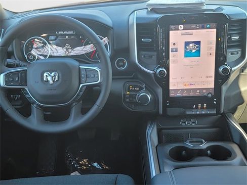 New 2026 RAM 1500 4x4 Crew Cab image 17