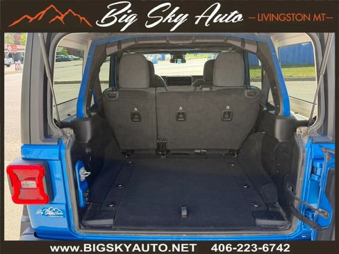 Used 2024 Jeep Wrangler Unlimited Rubicon AWD/4WD image 22