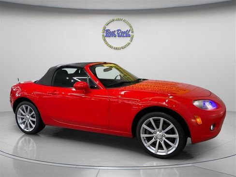 Used 2007 MAZDA MX-5 Miata Touring RWD image 9