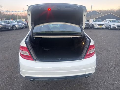 Used 2011 Mercedes-Benz C 300 4MATIC Sedan image 51