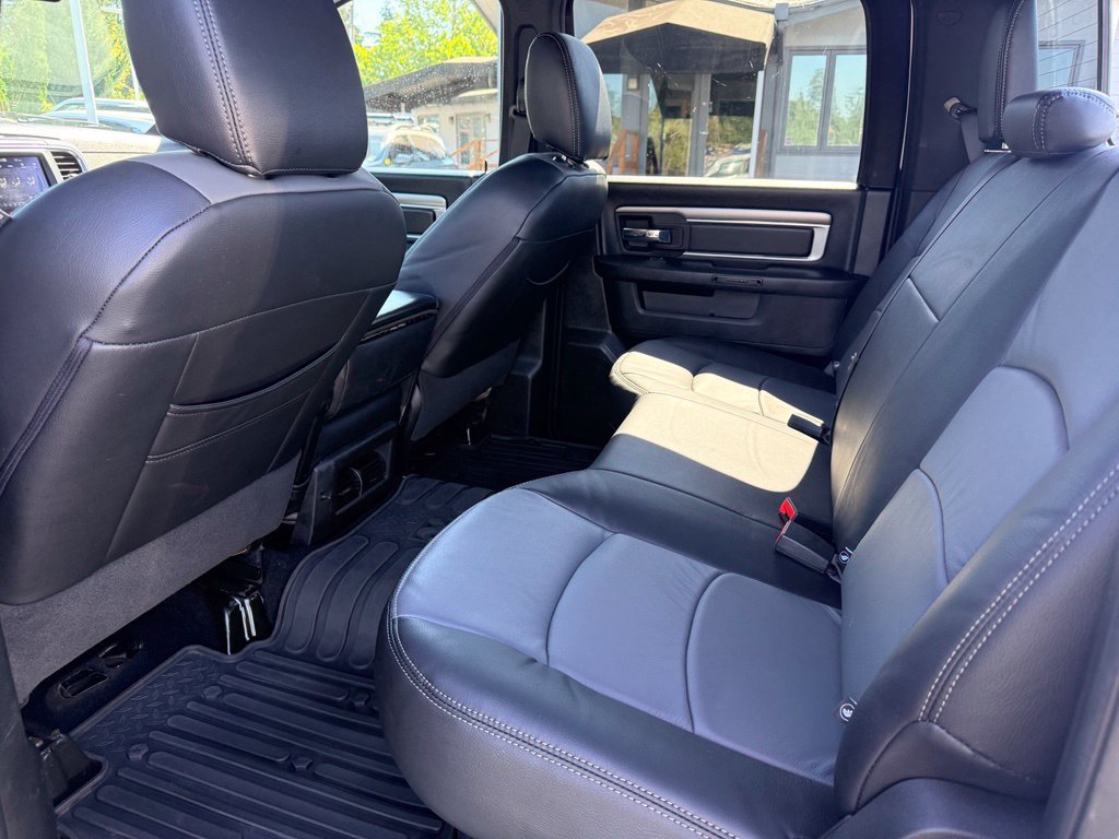 Used 2022 RAM 1500 Warlock AWD/4WD image 35