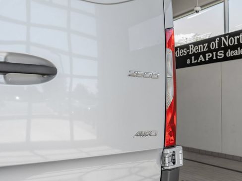 Used 2025 Mercedes-Benz Sprinter 2500 image 24