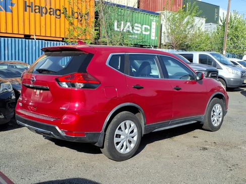 Used 2017 Nissan Rogue S AWD/4WD image 6