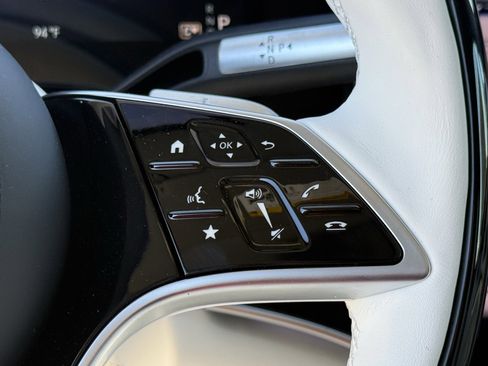 New 2025 Mercedes-Benz Maybach EQS 680 4MATIC image 21