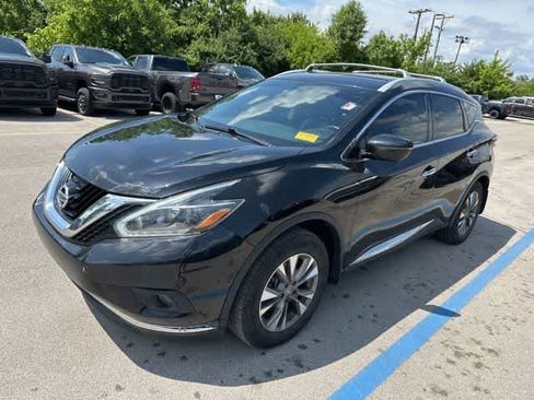 Used 2018 Nissan Murano SL w/ Cargo Package AWD/4WD image 2